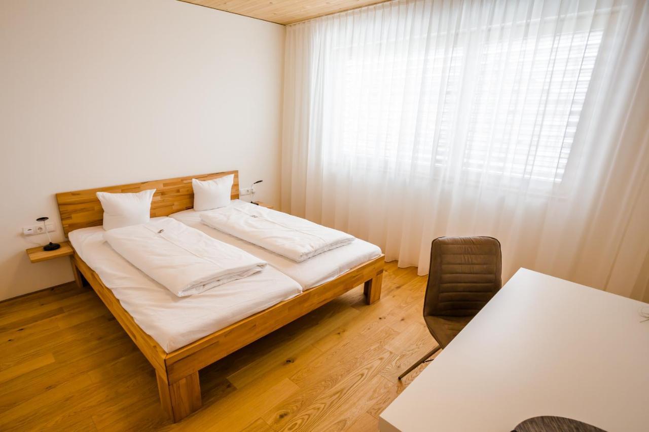 Gaestehaus Gritsch Hard Buitenkant foto