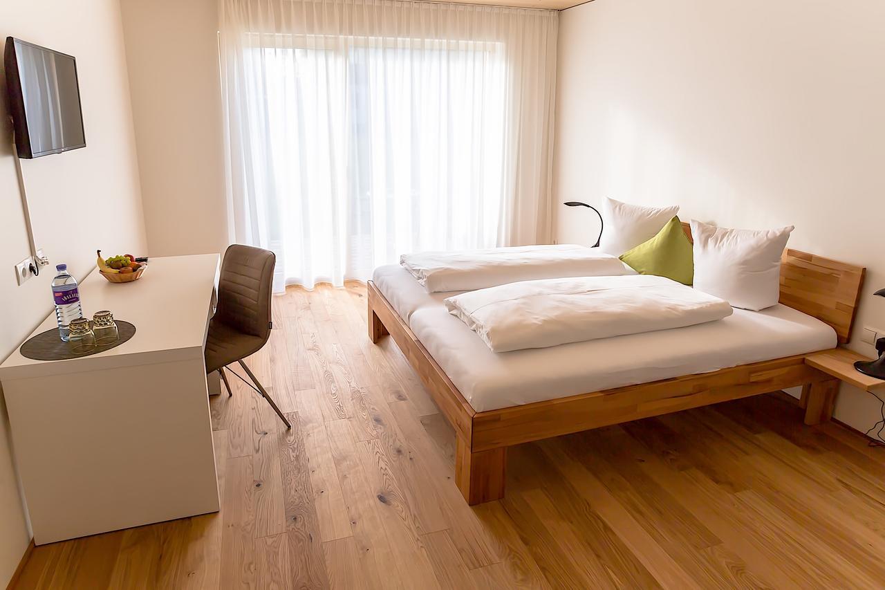 Gaestehaus Gritsch Hard Buitenkant foto